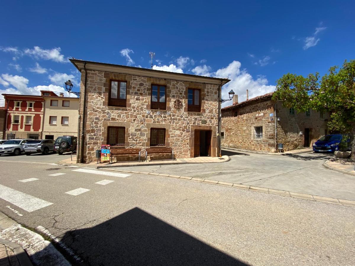 Albergue El Camino De Santovenia Santovenia De Oca エクステリア 写真