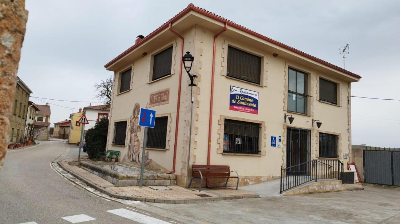 Albergue El Camino De Santovenia Santovenia De Oca エクステリア 写真